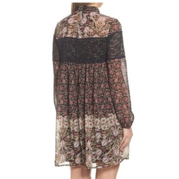 NWT Mock neck shift - Picture 3 of 5